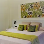 Апартаменты Espacio Poniente *